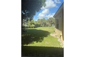 8721 Woodberry Ct Lake Worth, FL 33467 - MLS#A11915937