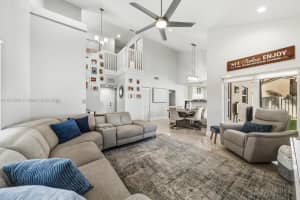 12626 Nw 15th St, Sunrise