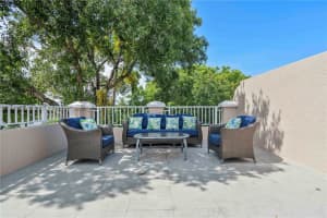 217 Sw 11th St 217 Fort Lauderdale, FL 33315 - MLS#A11915994