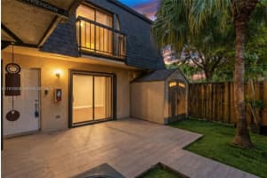 14289 Sw 94th Cir Ln 101, Miami 14289 Sw 94th Cir Ln 101, Miami