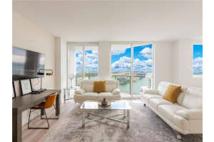 Vizcayne, 244 Biscayne Blvd APT 3703, Miami, FL 33132, - MLS#A11916037