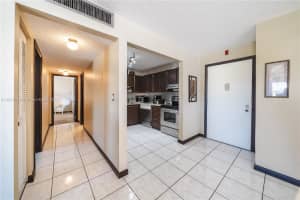 701 NE 1st Ct APT 303, Hallandale Beach, FL 33009, - MLS#A11916076