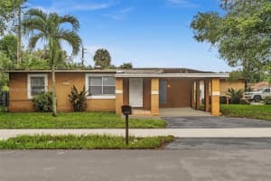 2800 Nw 6th Ct Fort Lauderdale, FL 33311 - MLS#A11916103