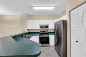 304 SW 120th Ave #304, Pembroke Pines, FL 33025, - MLS#A11916124