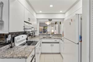 7831 Willow Spring Dr 525 Lake Worth, FL 33467 - MLS#A11916126