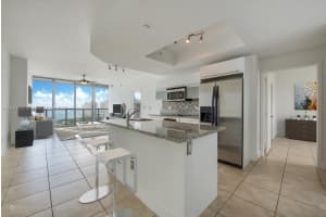 888 Biscayne Blvd 2905, Miami