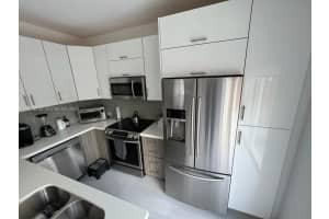 8330 Nw 107th Pl 7-21 Doral, FL 33178 - MLS#A11916133