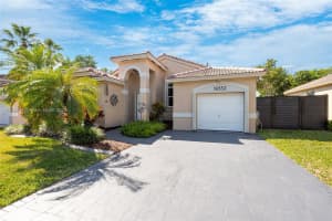 18332 Sw 94th Ct Palmetto Bay, FL 33157 - MLS#A11916158