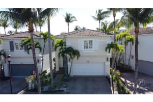 3024 Ne 210th St Aventura, FL 33180 - MLS#A11916166