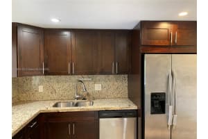6900 N Kendall Dr A408, Pinecrest