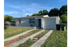 60 NW 122nd St, North Miami, FL 33168, - MLS#A11916180