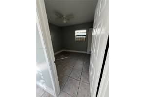 626 Nw 10th Ter 3 Fort Lauderdale, FL 33311 - MLS#A11916225