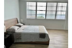 801 Brickell Bay Dr 1469, Miami