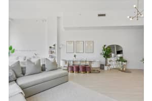 Vizcayne, 253 NE 2nd St APT 229, Miami, FL 33132, - MLS#A11916307