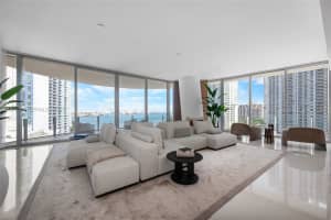 300 Biscayne Boulevard Way 1101e, Miami