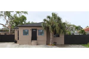 107 W Pembroke Rd, Hallandale Beach, FL 33009, - MLS#A11916310