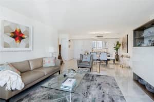 19101 Ne 36th Ct 2611 Aventura, FL 33180 - MLS#A11916348