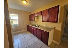 2712 Nw 14th St Fort Lauderdale, FL 33311 - MLS#A11916393