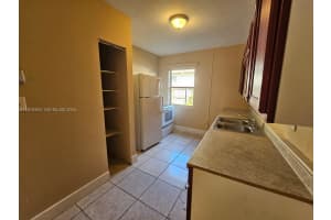 2712 Nw 14th St Fort Lauderdale, FL 33311 - MLS#A11916393