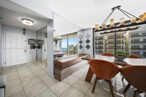 6061 Collins Ave APT 5F, Miami Beach, FL 33140, - MLS#A11916403