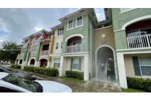 11201 Nw 83rd St 205, Doral