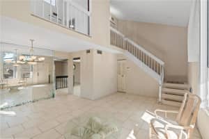 559 N University Dr 39, Plantation