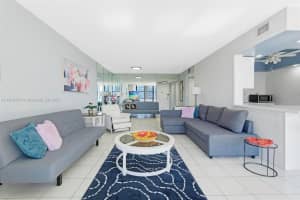 1000 Parkview Drive, Hallandale Beach, FL 33009 - MLS#A11916454