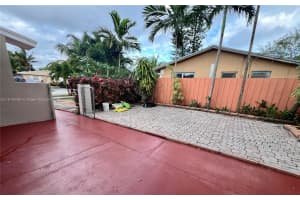 4116 Sw 21st St 1 Fort Lauderdale, FL 33317 - MLS#A11916499