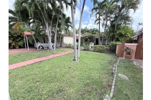 9125 Byron Ave Surfside, FL 33154 - MLS#A11916509