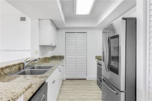 19501 W Country Club Dr APT 515, Aventura, FL 33180, - MLS#A11916525