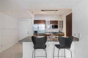 950 Brickell Bay Dr APT 1404, Miami, FL 33131, - MLS#A11916545