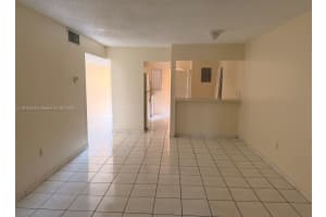 1900 W 54th St APT 320, Hialeah, FL 33012, - MLS#A11916548