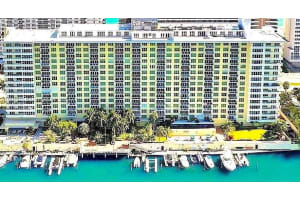 5600 Collins Ave 17t Miami Beach, FL 33140 - MLS#A11916572