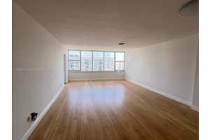 5600 Collins Ave 17t Miami Beach, FL 33140 - MLS#A11916572