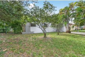 1690 Ne 161st St North Miami Beach, FL 33162 - MLS#A11916624