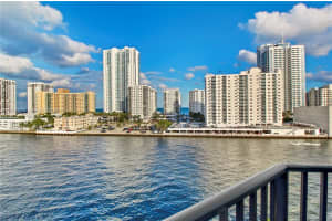 800 Parkview Dr APT 821, Hallandale Beach, FL 33009, - MLS#A11916631