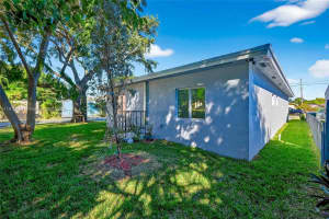 1346 Nw 44th St Miami, FL 33142 - MLS#A11916640