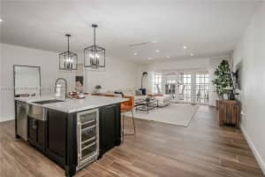 16509 Fox Den Ct, Miami Lakes, FL 33014, - MLS#A11916648