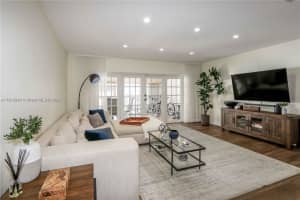 16509 Fox Den Ct, Miami Lakes, FL 33014, - MLS#A11916648