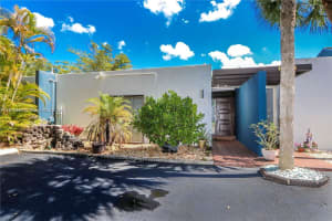 16509 Fox Den Ct, Miami Lakes, FL 33014, - MLS#A11916648