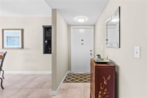 3209 S Lakeview Cir 8103 Hutchinson Island, FL 34949 - MLS#A11916674