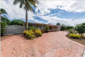 10260 Sw 48th St Miami, FL 33165 - MLS#A11916686