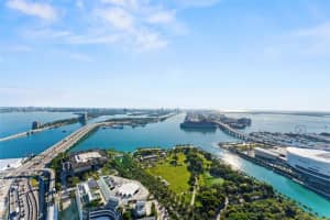 1100 Biscayne Blvd 4502, Miami