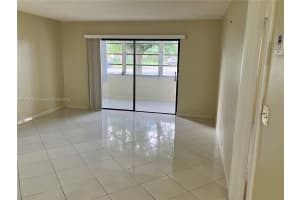 4270 Nw 40th St 103 Lauderdale Lakes, FL 33319 - MLS#A11916708