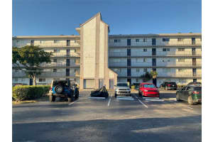 8730 N Sherman Cir 407, Miramar