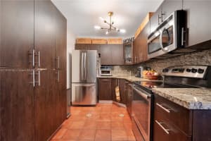 4705 Nw 7th St 101-7 Miami, FL 33126 - MLS#A11916755