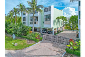 87465 Old Hwy APT 215, Islamorada, FL 33036, - MLS#A11916787