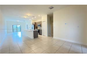 7905 Nw 104th Ave 24 Doral, FL 33178 - MLS#A11916822