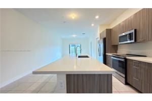 7905 Nw 104th Ave 24 Doral, FL 33178 - MLS#A11916822