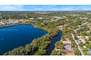 413 Nw 23rd Ave 1 Fort Lauderdale, FL 33311 - MLS#A11916836